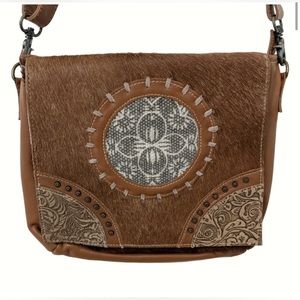 Myra Crossbody Bag